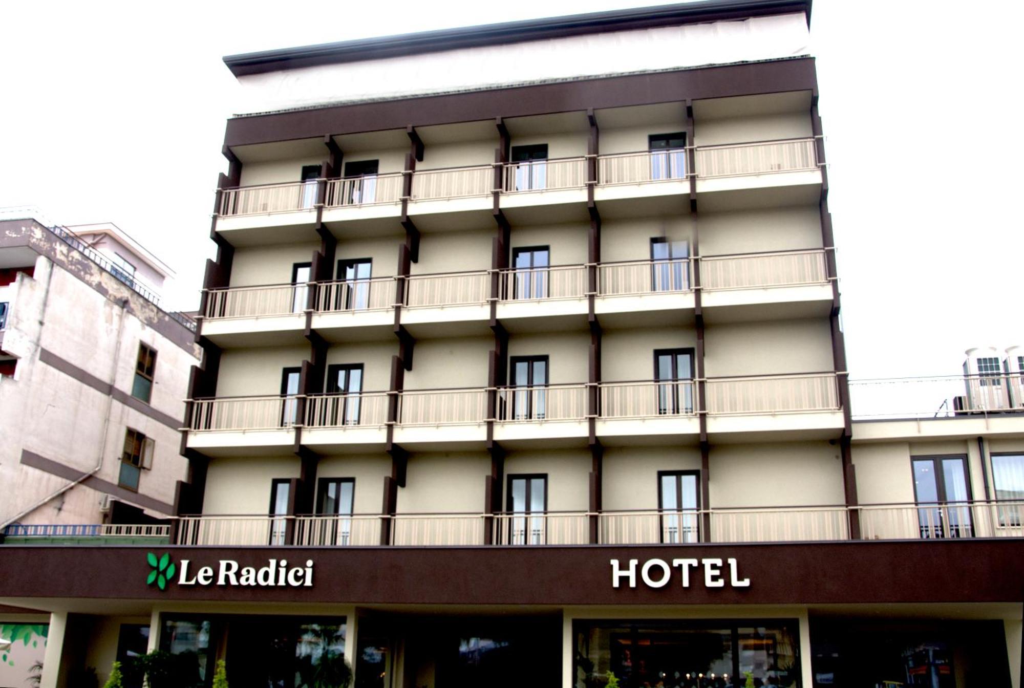 Hotel Commercio บัตตีปาลเลีย ภายนอก รูปภาพ